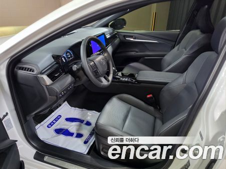 Toyota Camry 2025, фото 10