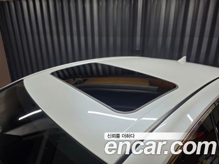 Toyota Camry 2025, фото 18