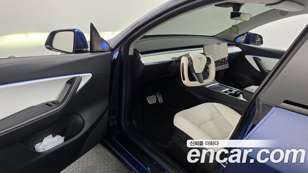 Tesla Model Y 2021, фото 13
