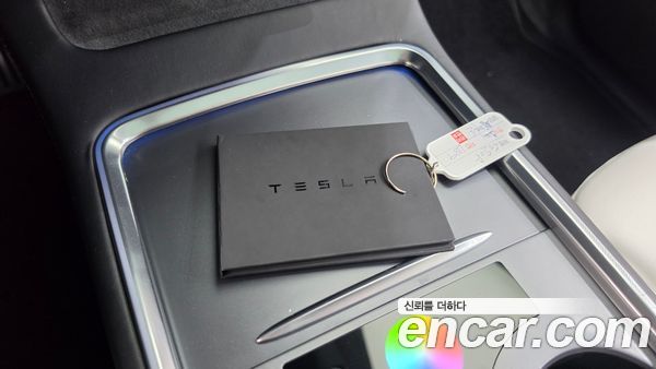 Tesla Model Y 2021, фото 22