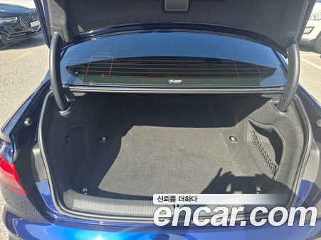 Audi A4 2020, фото 11
