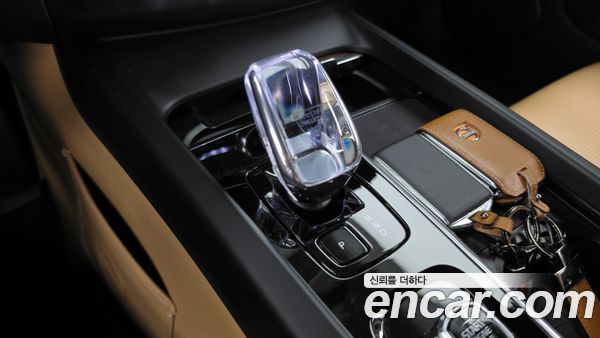 Volvo XC60 2023, фото 12
