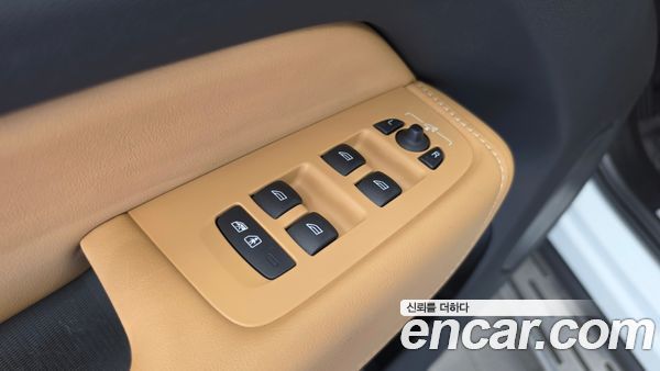 Volvo XC60 2023, фото 30