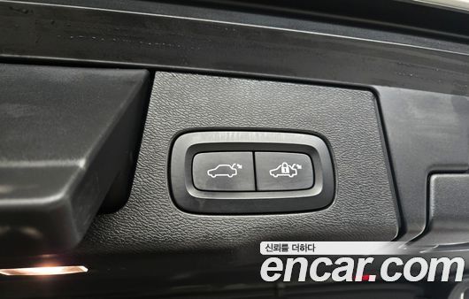 Volvo XC60 2023, фото 35