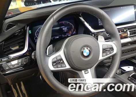 BMW Z4 2025, фото 12