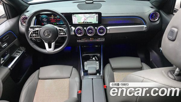 Mercedes-Benz EQB 2022, фото 10
