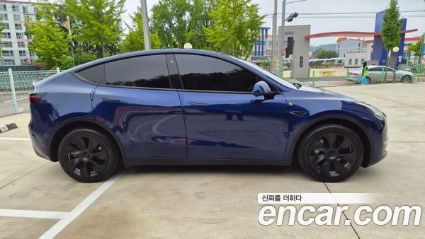 Tesla Model Y 2022, фото 2