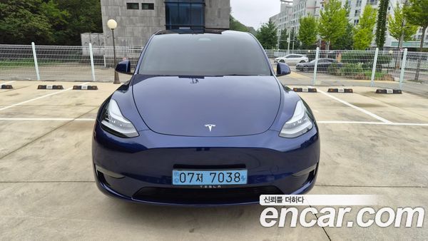 Tesla Model Y 2022, фото 3