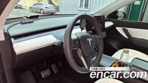 Tesla Model Y 2022, фото 6