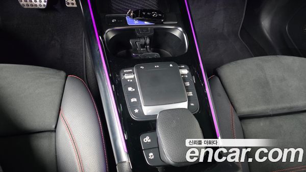Mercedes-Benz GLA 2021, фото 11