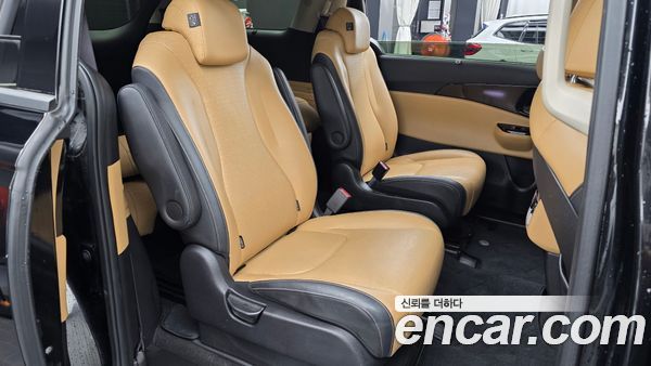 Kia Carnival 2021, фото 17