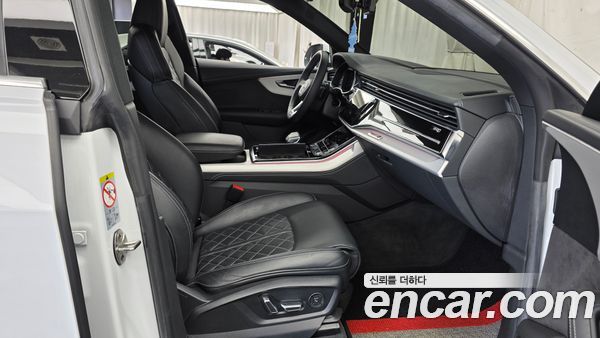 Audi Q8 2021, фото 16