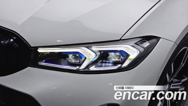 BMW 3 Series 2025, фото 8
