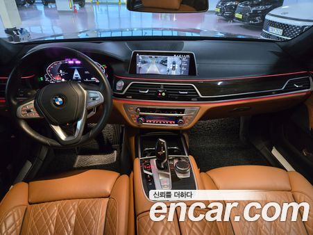 BMW 7 Series 2020, фото 5