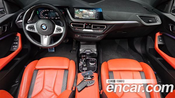 BMW 1 Series 2022, фото 10