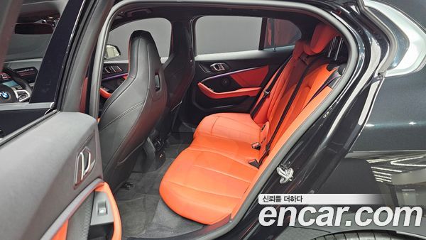 BMW 1 Series 2022, фото 18