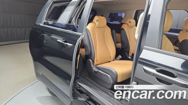 Kia Carnival 2023, фото 12