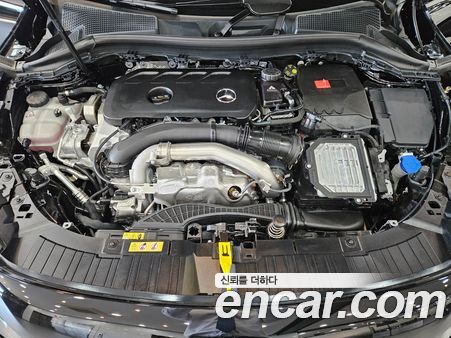 Mercedes-Benz GLA 2025, фото 6