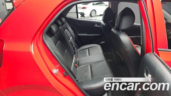 Kia Picanto 2022, фото 11