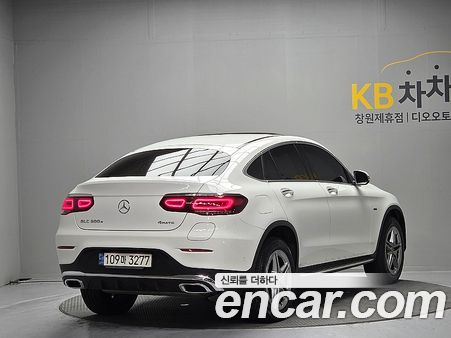 Mercedes-Benz GLC 2021, фото 6