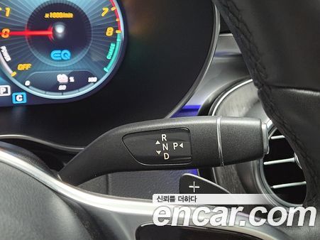 Mercedes-Benz GLC 2021, фото 9