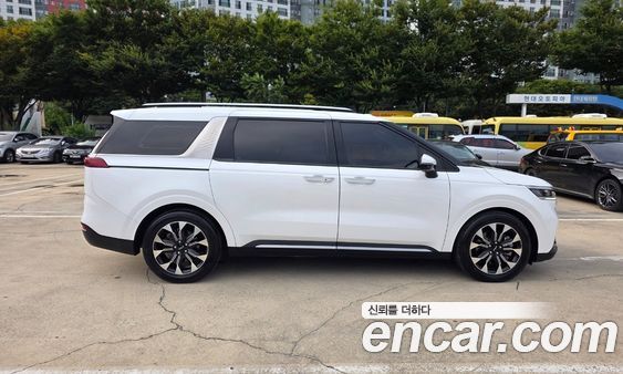 Kia Carnival 2023, фото 4