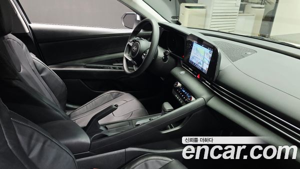 Hyundai Elantra 2023, фото 24