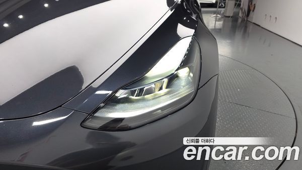 Tesla Model Y 2024, фото 8