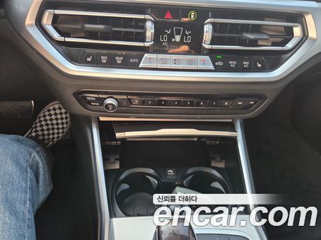 BMW 3 Series 2022, фото 11