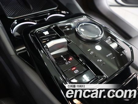 BMW 5 Series 2026, фото 9