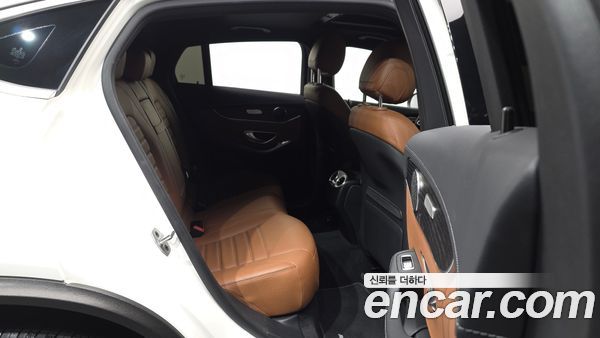 Mercedes-Benz GLC 2023, фото 12