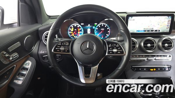 Mercedes-Benz GLC 2023, фото 13