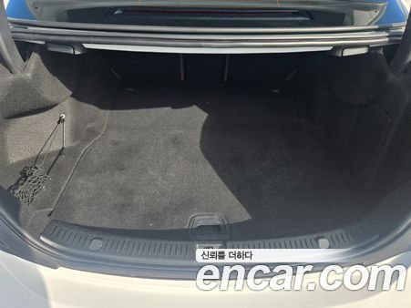 Mercedes-Benz E-Class 2021, фото 12