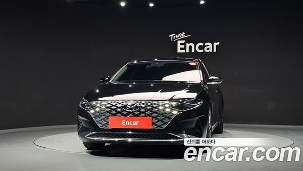 Hyundai Grandeur 2023, фото 3