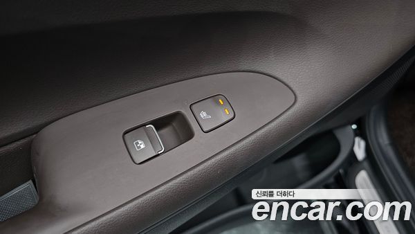 Hyundai Grandeur 2023, фото 16