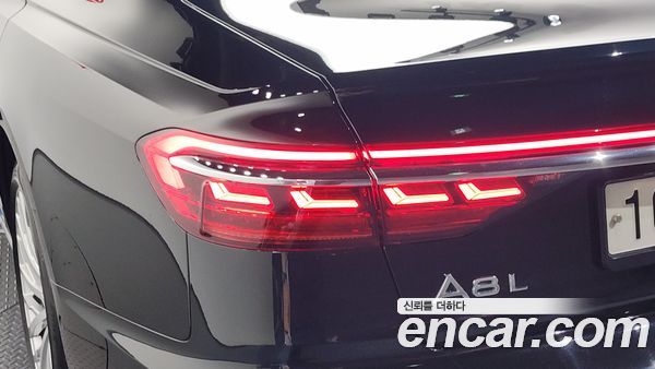 Audi A8 2020, фото 9