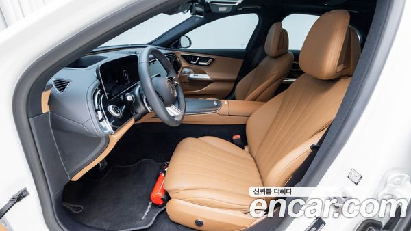 Mercedes-Benz E-Class 2025, фото 10