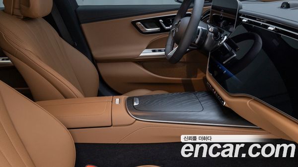 Mercedes-Benz E-Class 2025, фото 18