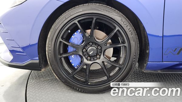 Hyundai Elantra 2023, фото 5