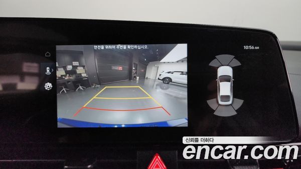 Hyundai Elantra 2023, фото 15