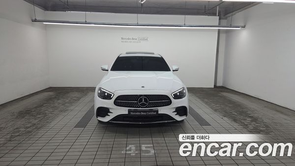 Mercedes-Benz E-Class 2022, фото 3