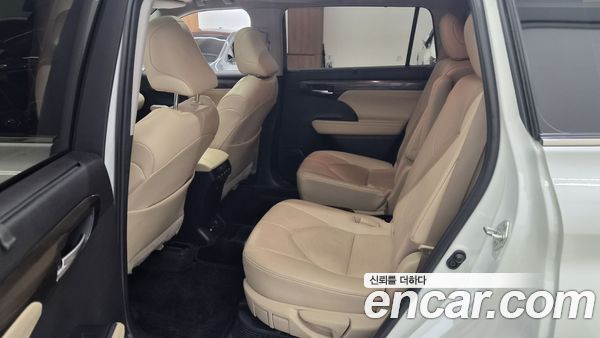 Toyota Highlander 2023, фото 11