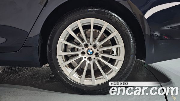 BMW 5 Series 2020, фото 4