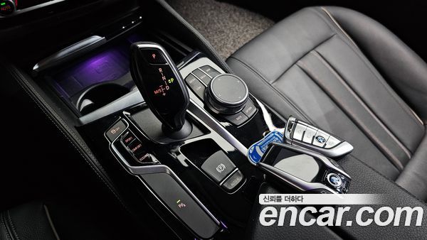 BMW 5 Series 2020, фото 11