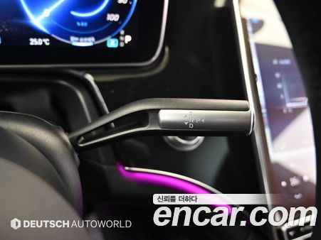 Mercedes-Benz EQS 2023, фото 9