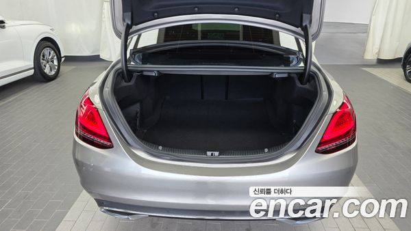 Mercedes-Benz C-Class 2020, фото 26