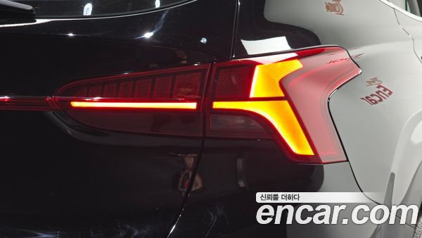 Hyundai Santa Fe 2023, фото 9