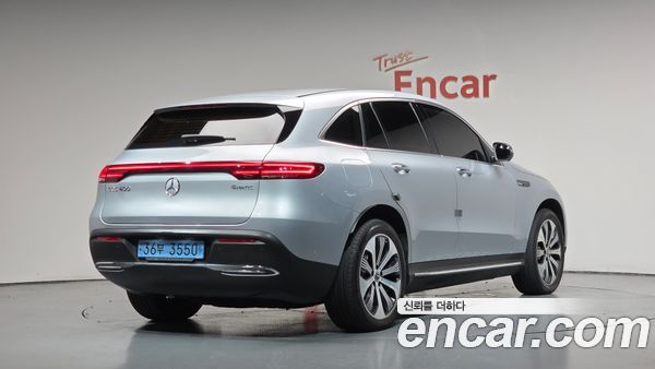 Mercedes-Benz EQC 2020