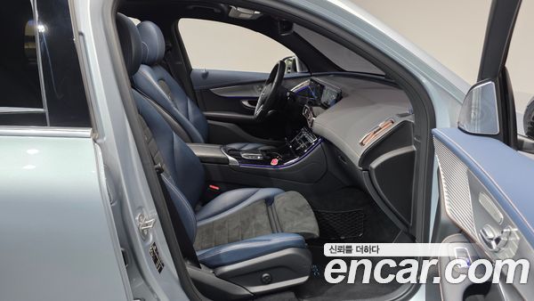 Mercedes-Benz EQC 2020, фото 16