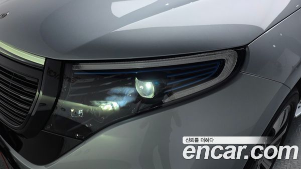 Mercedes-Benz EQC 2020, фото 7